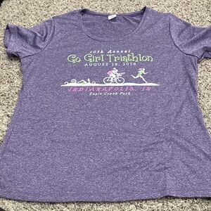 Purple Women's Go Girl Triathlon 2018 Tech T-Shirt Size Medium